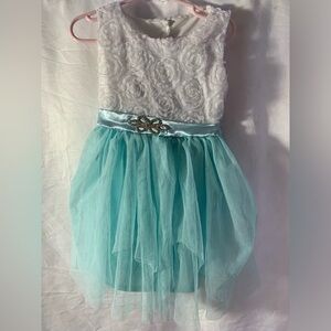 White rose top w light teal tulle w gemstone waist accessory satin ribbon size 5